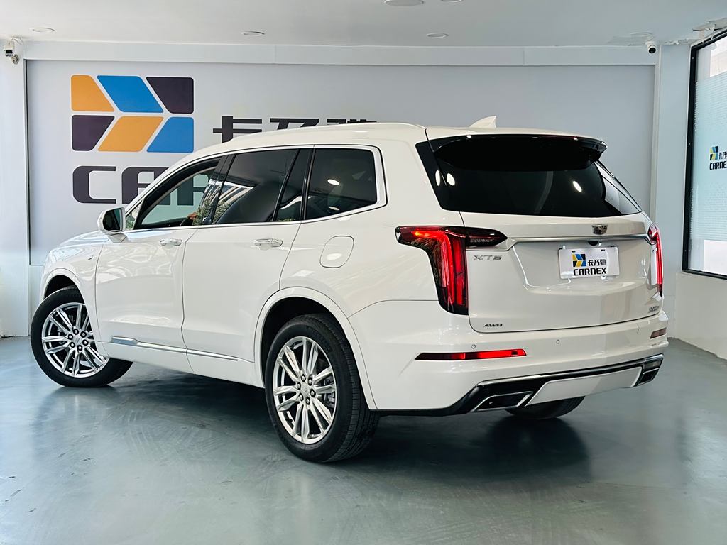 Cadillac XT6 2022 2.0T Полный привод Luxury