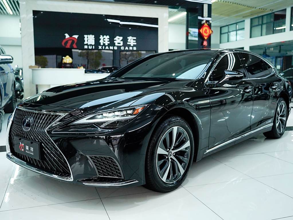 Lexus LS 2023 500h