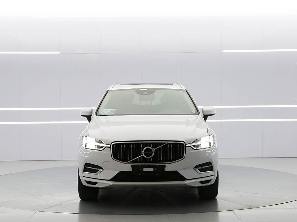 Volvo XC60 2020 T5  Полный привод