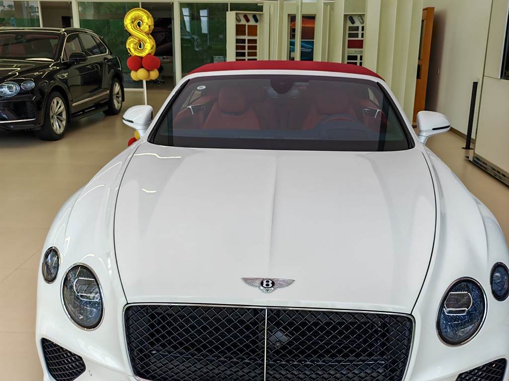 Bentley Continental 2024 4.0T GT V8