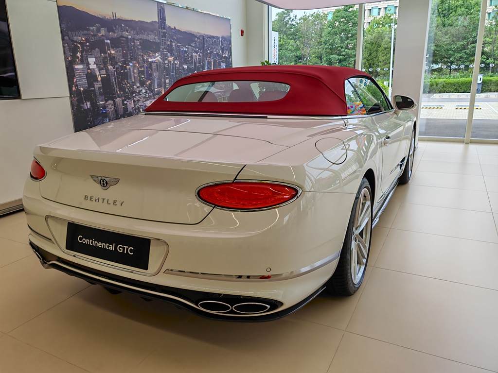 Bentley Continental 2024 4.0T GT V8