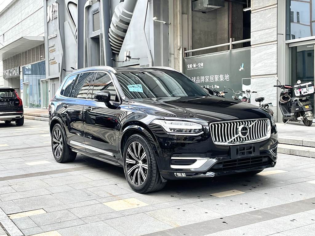 Volvo XC90 2021 B6  7