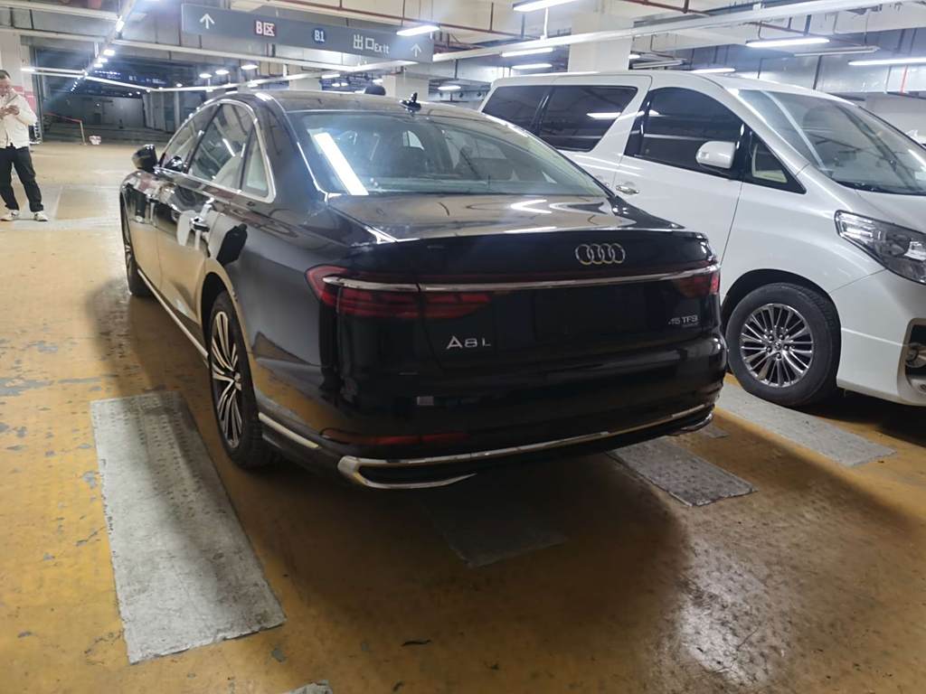 Audi A8 2024 A8L 45 TFSI quattro  Luxury