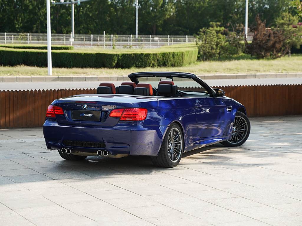 BMW M3 2009 M3Спортивный автомобиль (Sports car)