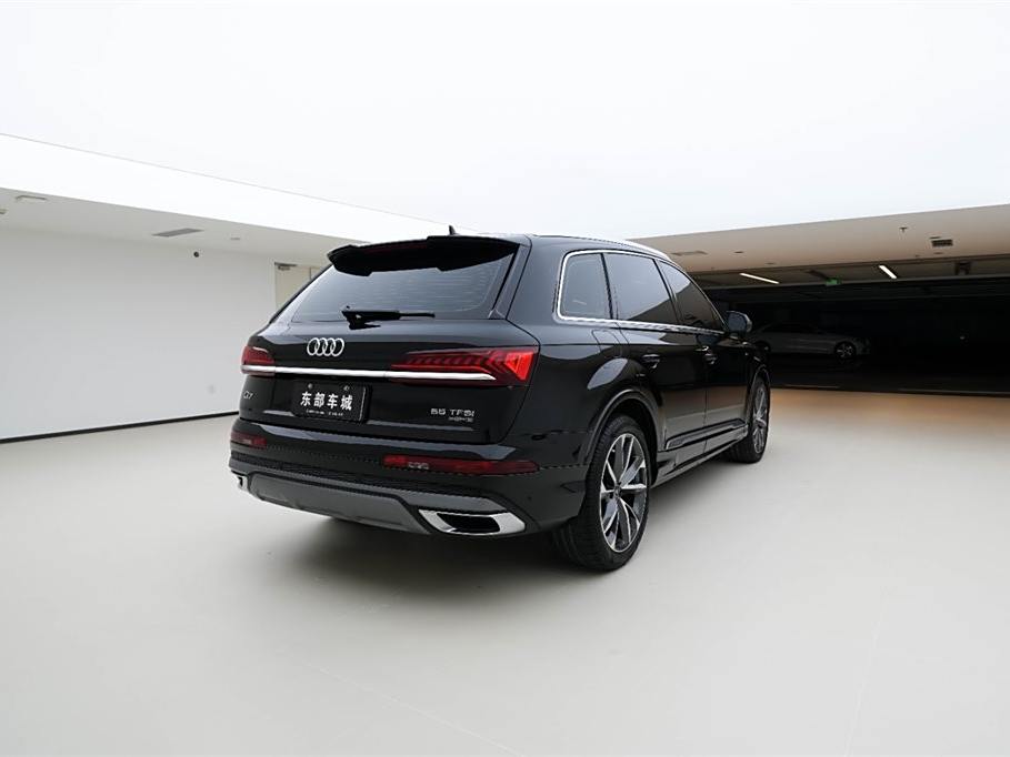 Audi Q7 2022 55 TFSI quattro S line