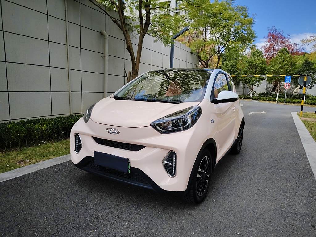 Smart 2022 BYD YuanЛитиевая батарея 30kW 301km