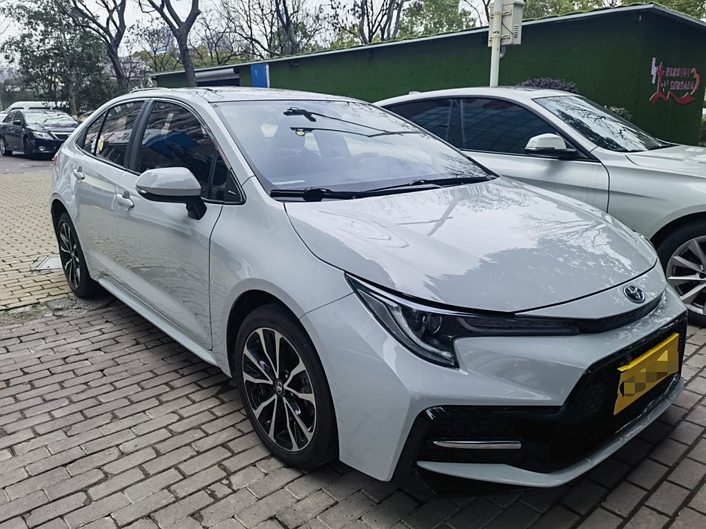 Toyota Levin 2021  1.8H E-CVT