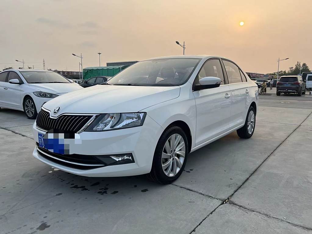 Skoda Rapid 2018 1.6L Автоматическая