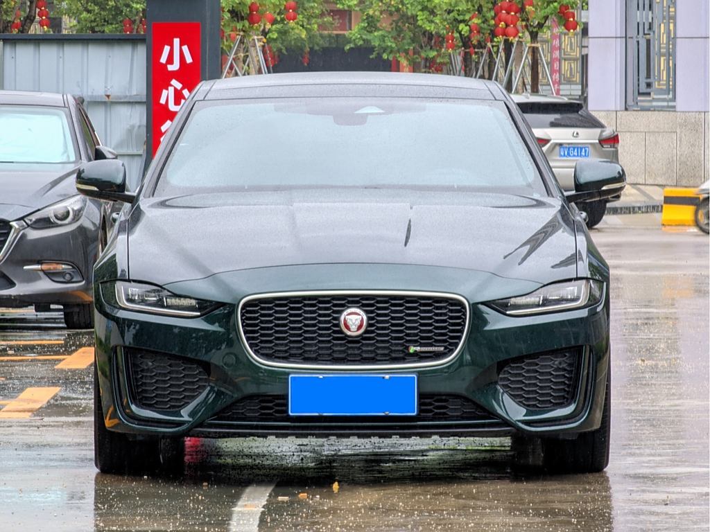 Jaguar XEL 2023 2.0T 250PS R-DYNAMIC S