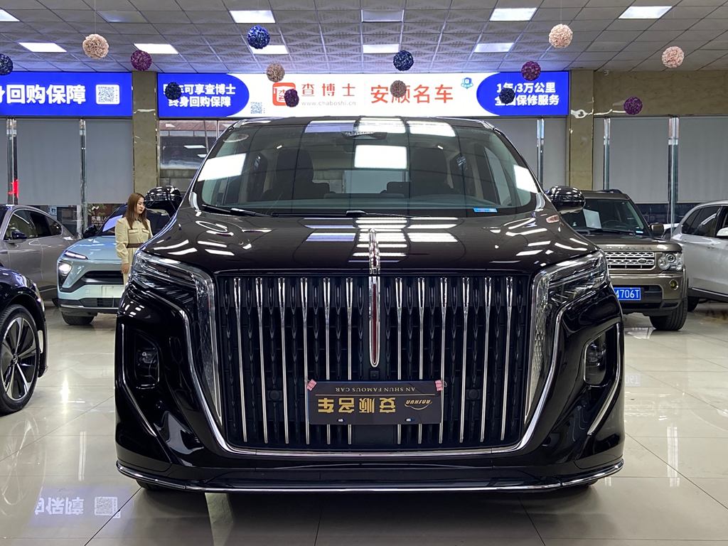 Hongqi HQ9 2023 2.0T