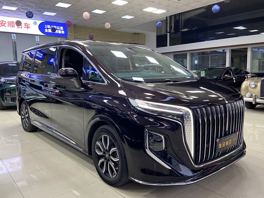 Hongqi HQ9 2023 2.0T