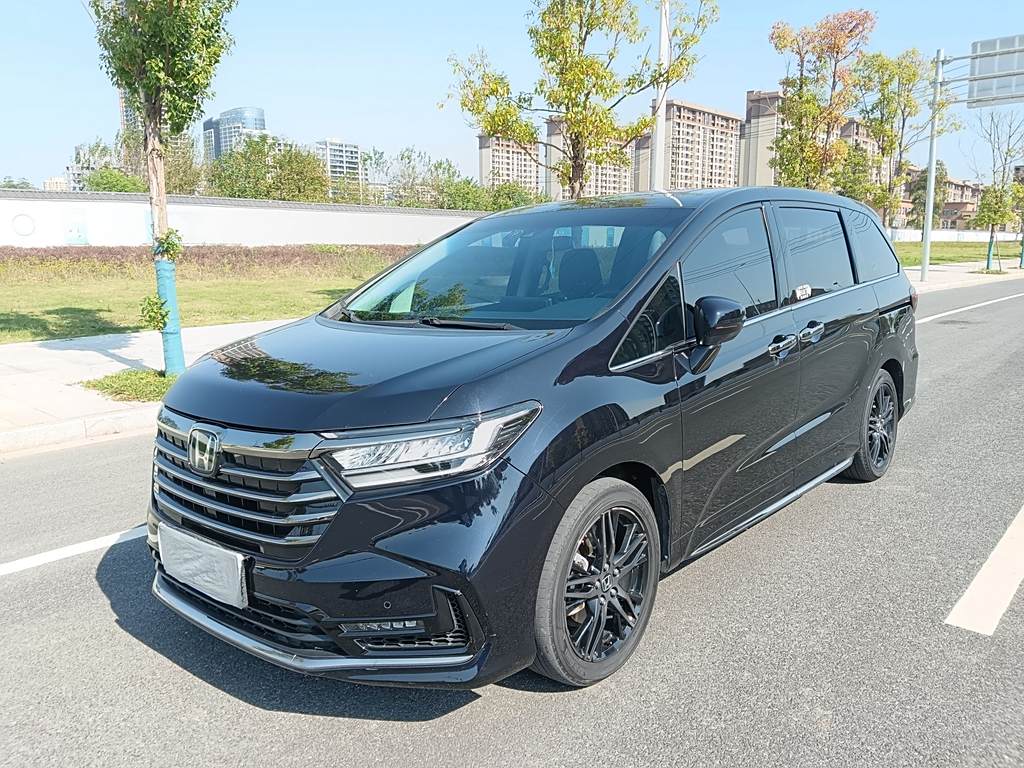 Honda Odyssey 2022 2.0L e:HEV ·