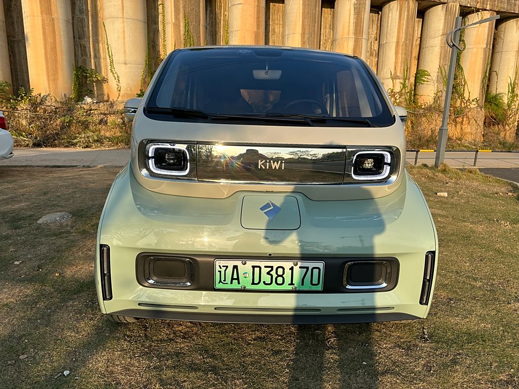 Baojun KiWi EV 2023  BYD YuanЛитиевая батарея