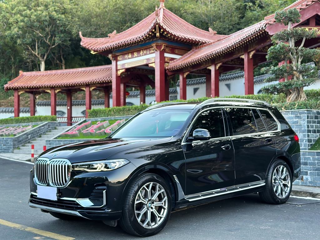 BMW X7 2022 xDrive40i