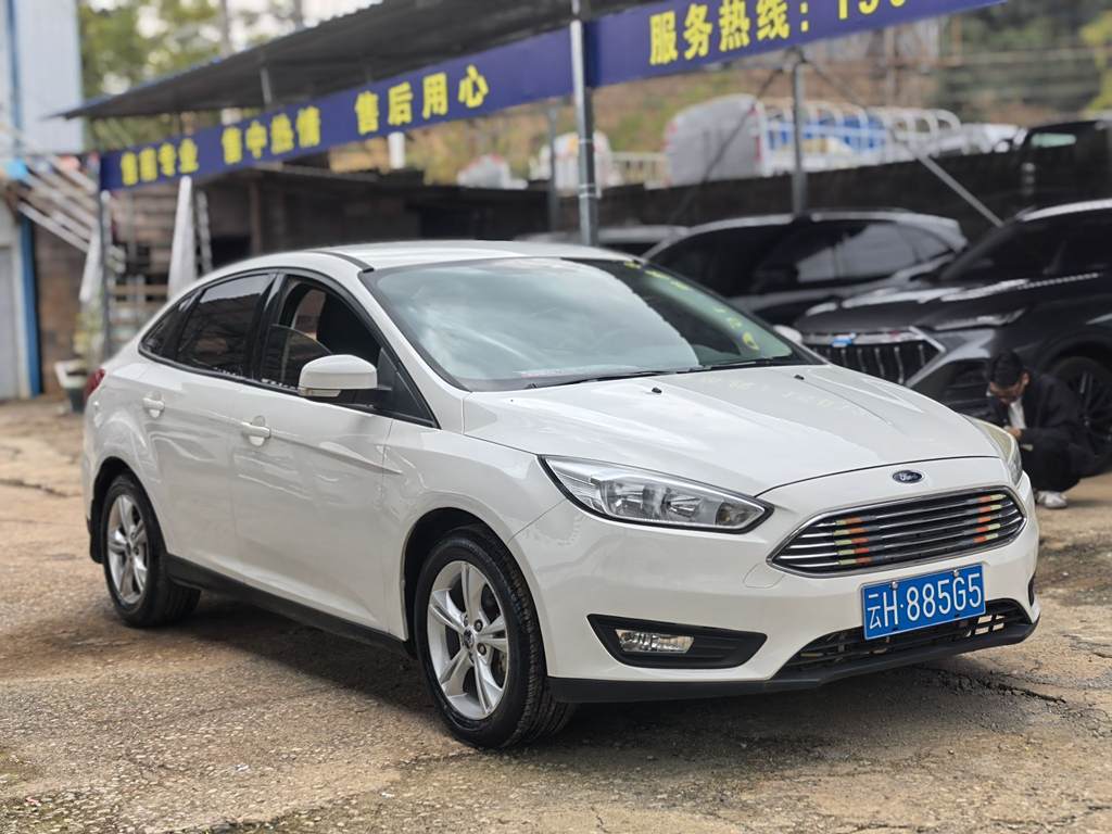 Ford Focus 2017  1.6L РучнаяZhixing