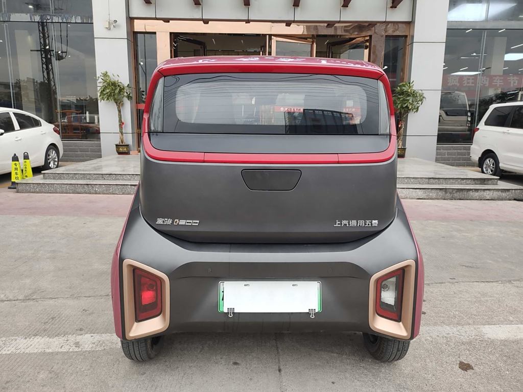 Baojun E200 2018 Zhixing