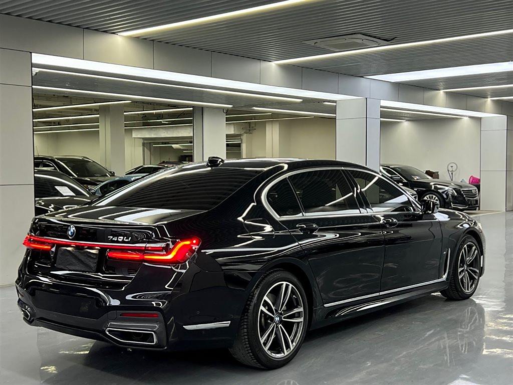 BMW 7 Series 2019 730Li M Sport Package