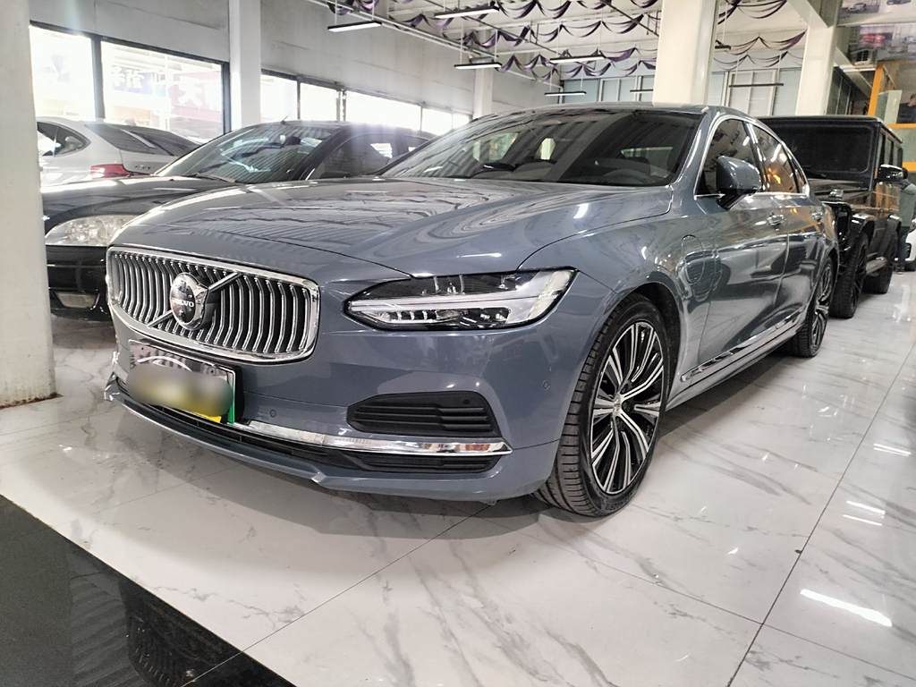 Volvo S90 2022 T8 E