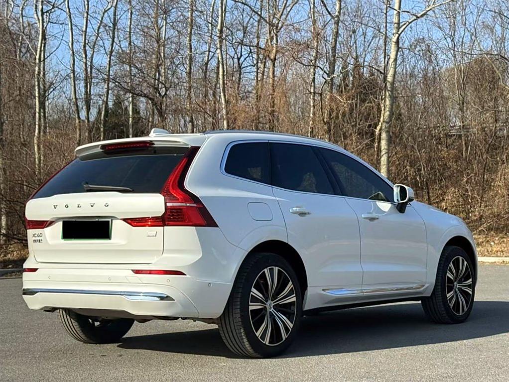 Volvo XC60 2022 T8 Плагин-гибрид (PHEV)  Полный привод