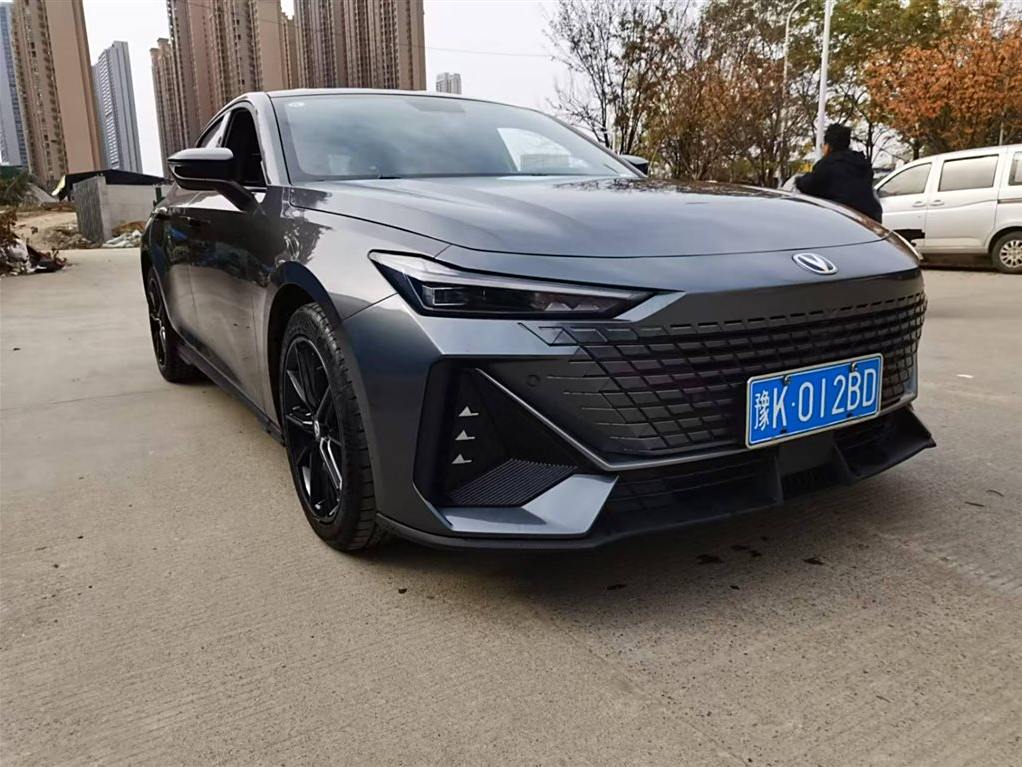 Changan UNI-V 2022 1.5T