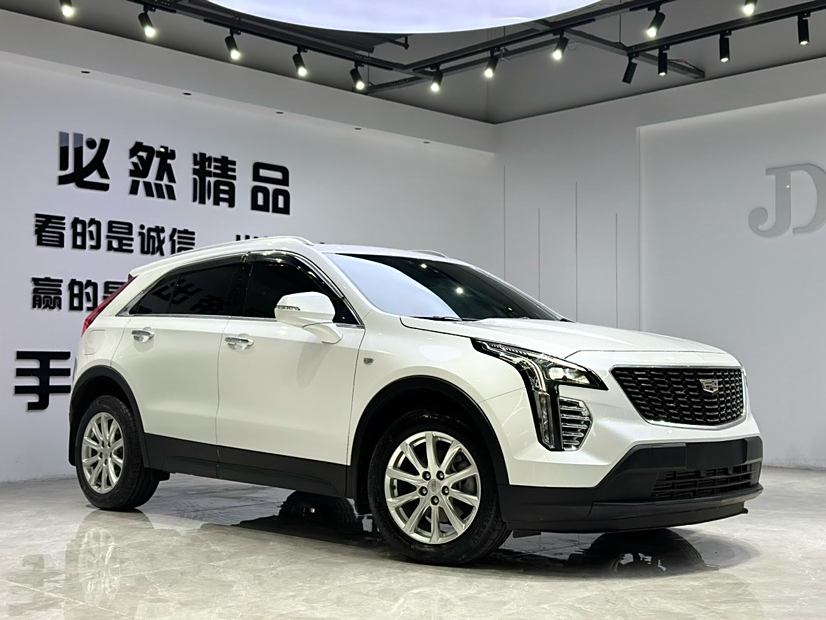 Cadillac XT4 2023 28T