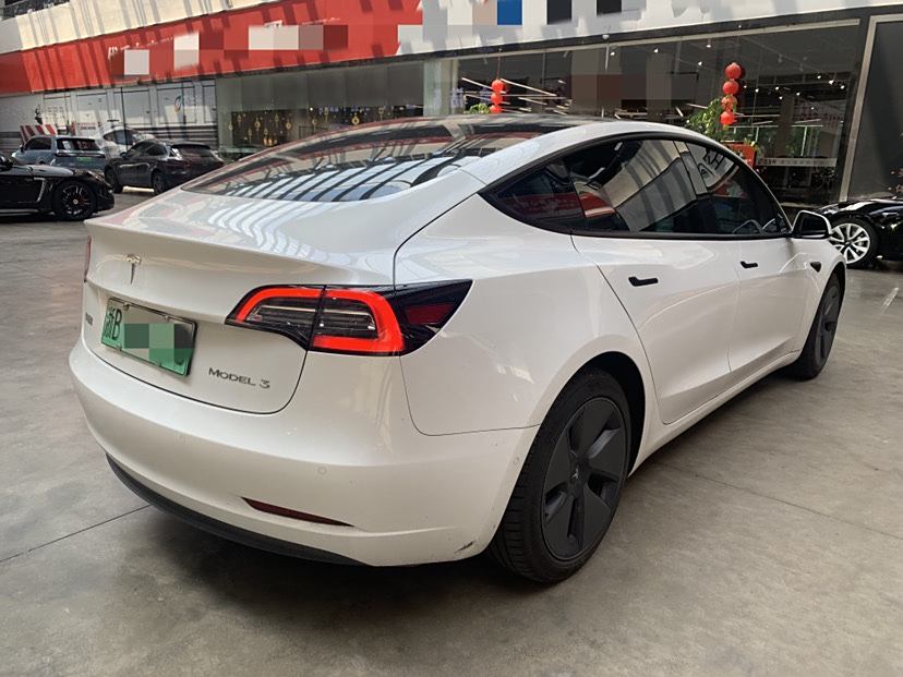 Tesla Model 3 2021