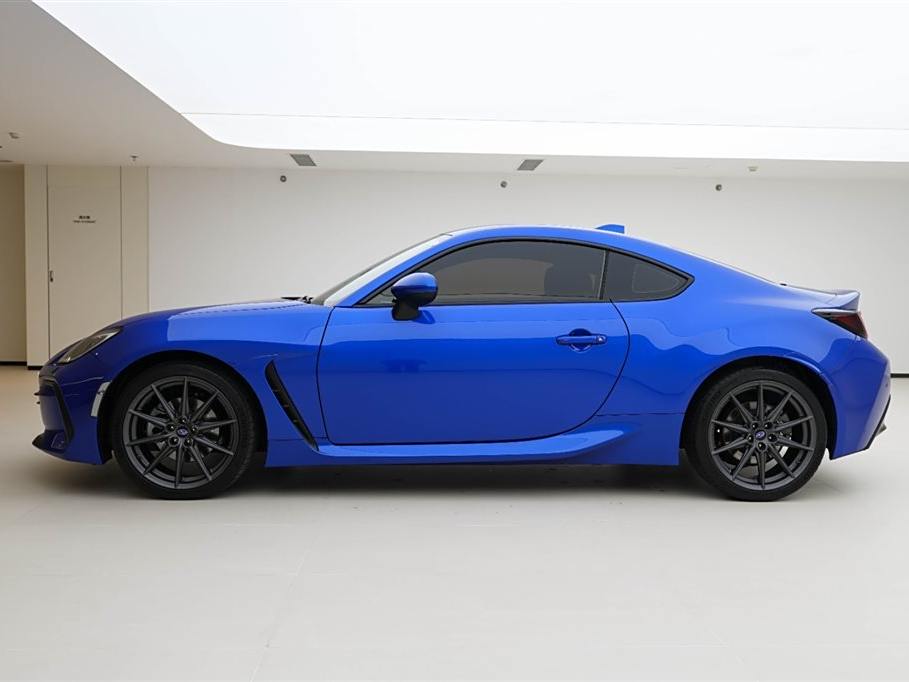 Subaru BRZ 2022 2.4L Ручная