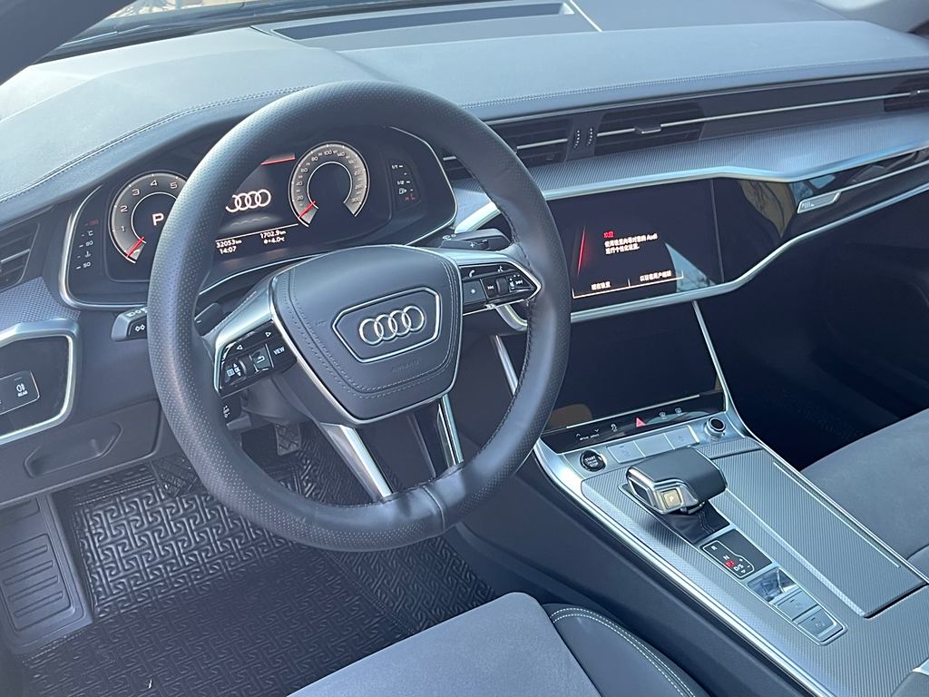 Audi A6L 2024 40 TFSI