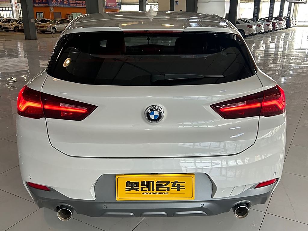 BMW X2 2021 sDrive25i M