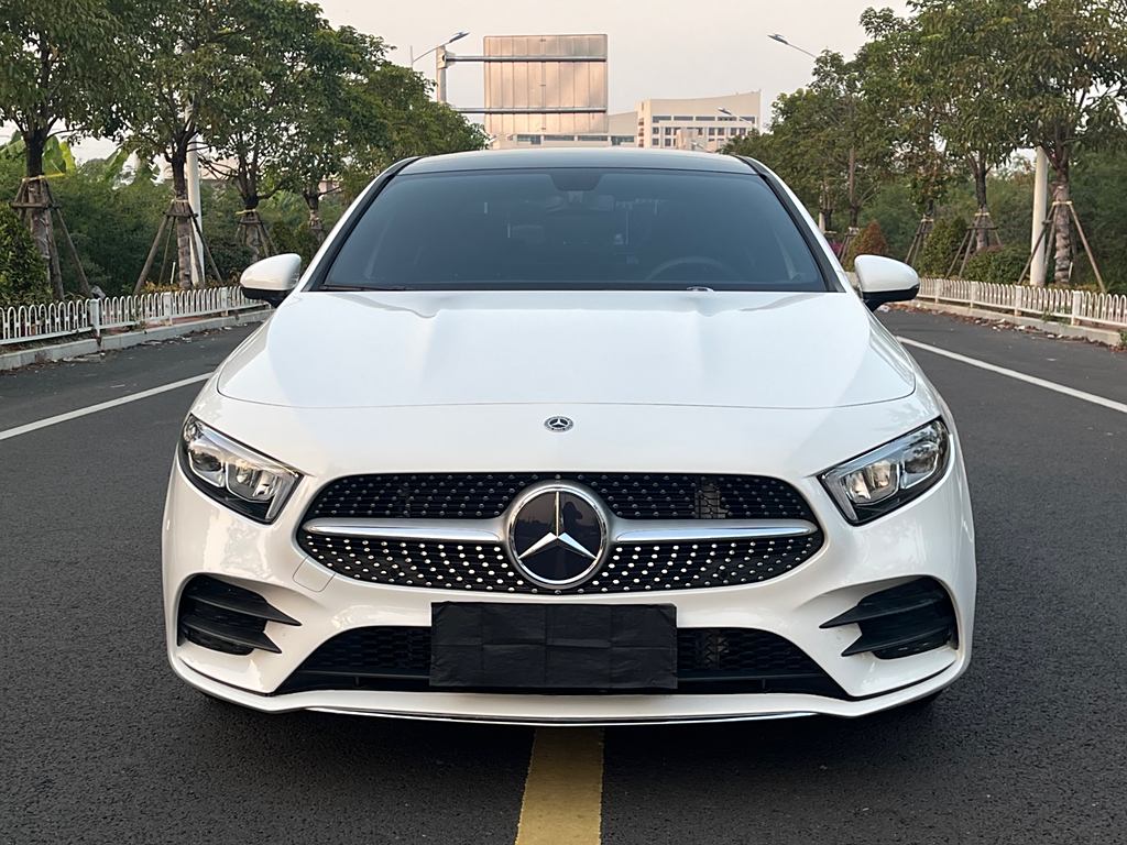 Mercedes-Benz A-Class 2020 A 200 L