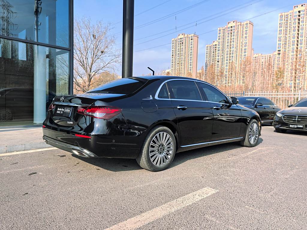 Mercedes-Benz E-Class 2023 E 300 L  Luxury