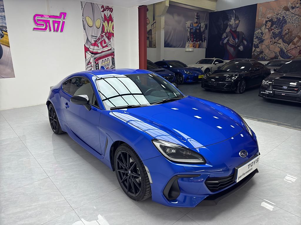 Subaru BRZ 2023 2.4L Ручная10