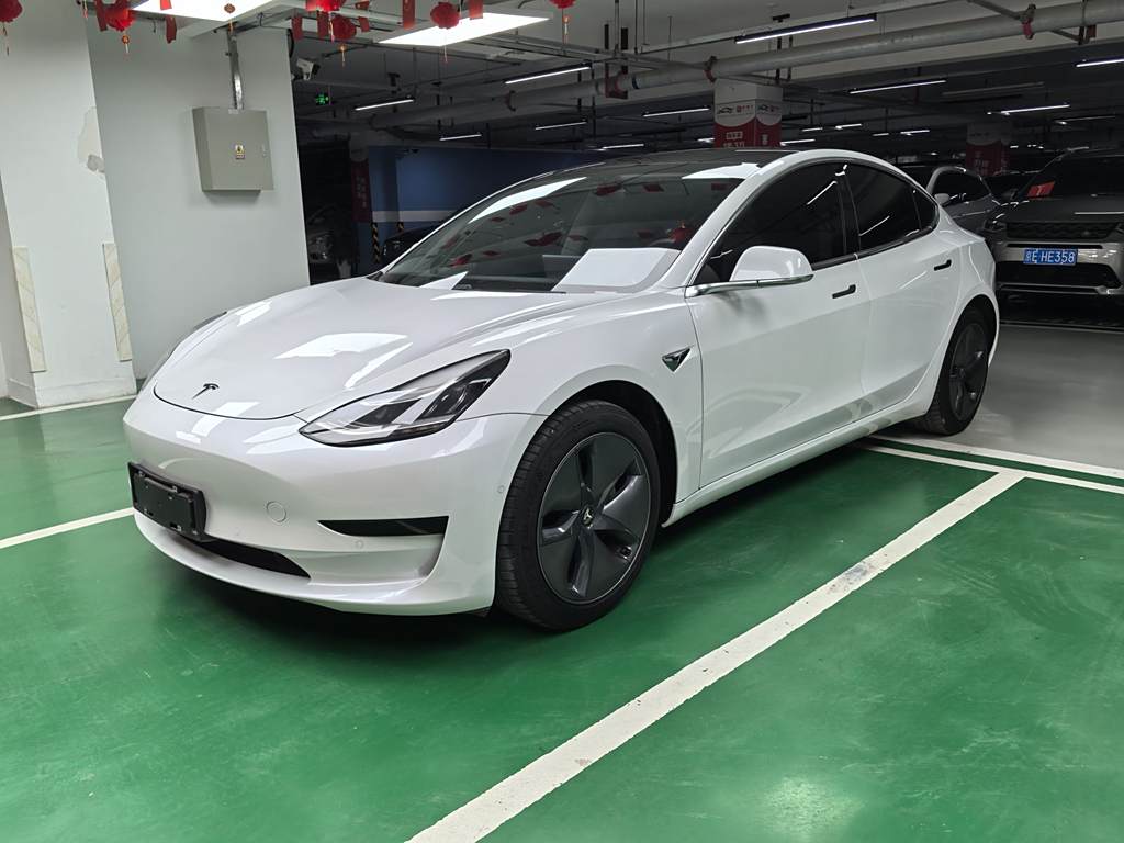 Tesla Model 3 2020