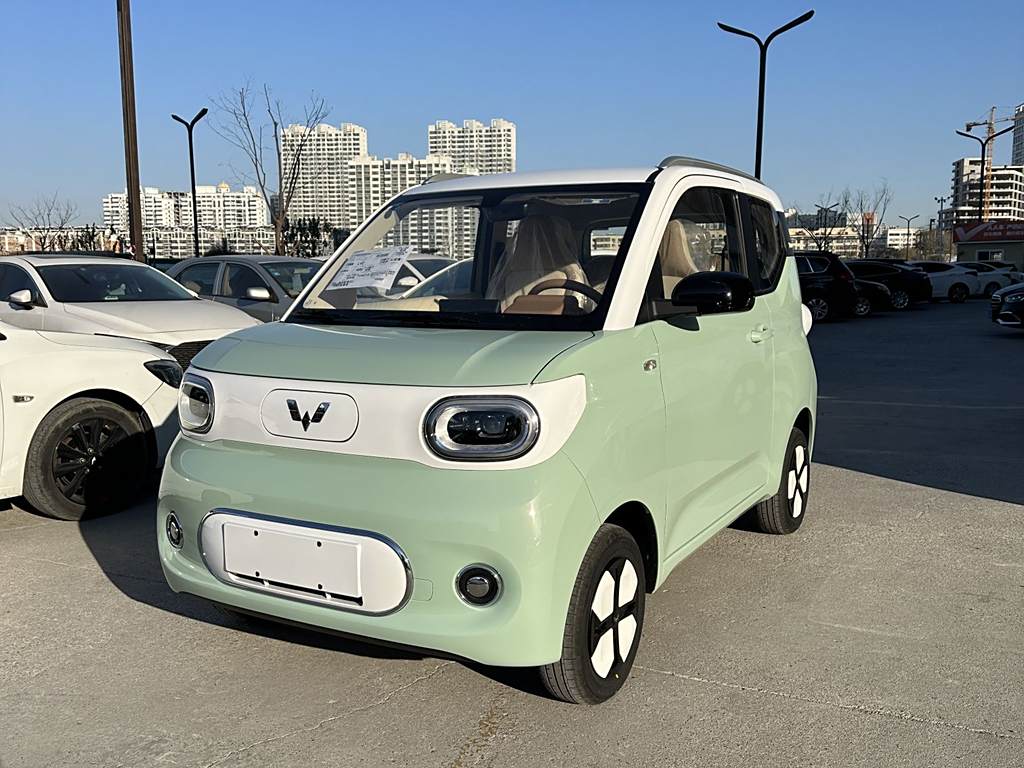 Wuling Hongguang MINI EV 2024  215km