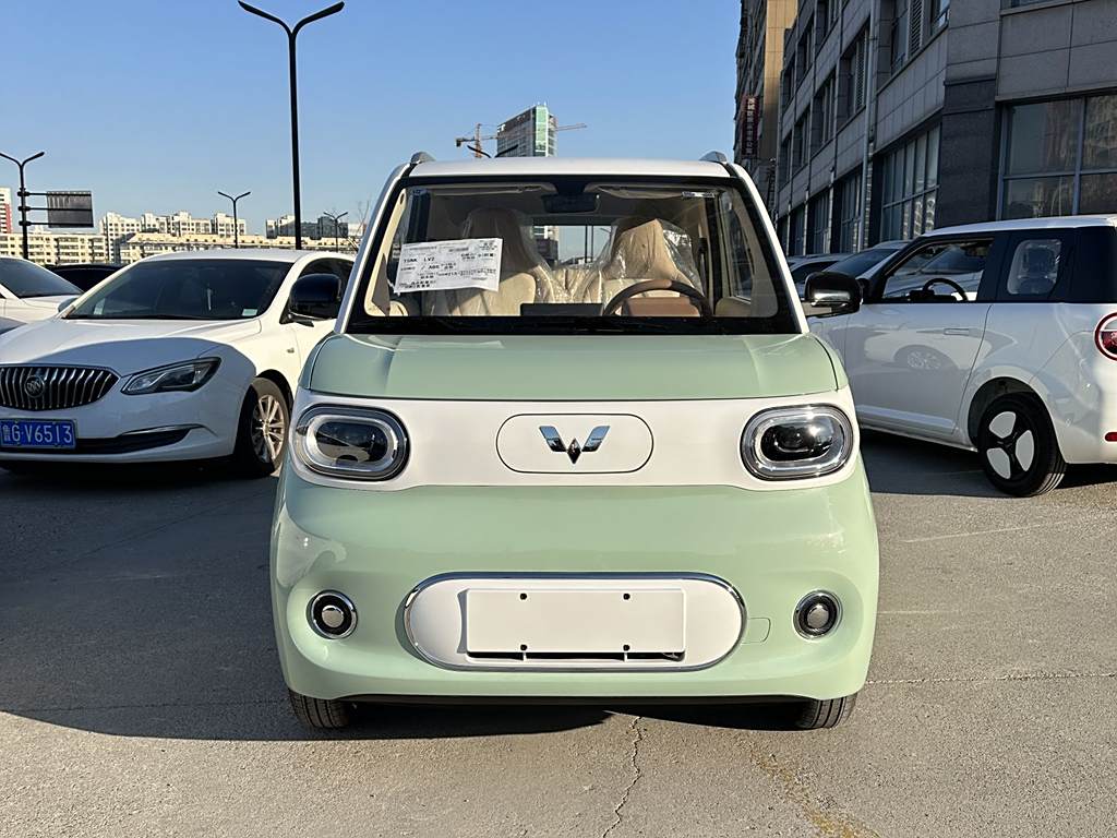 Wuling Hongguang MINI EV 2024  215km