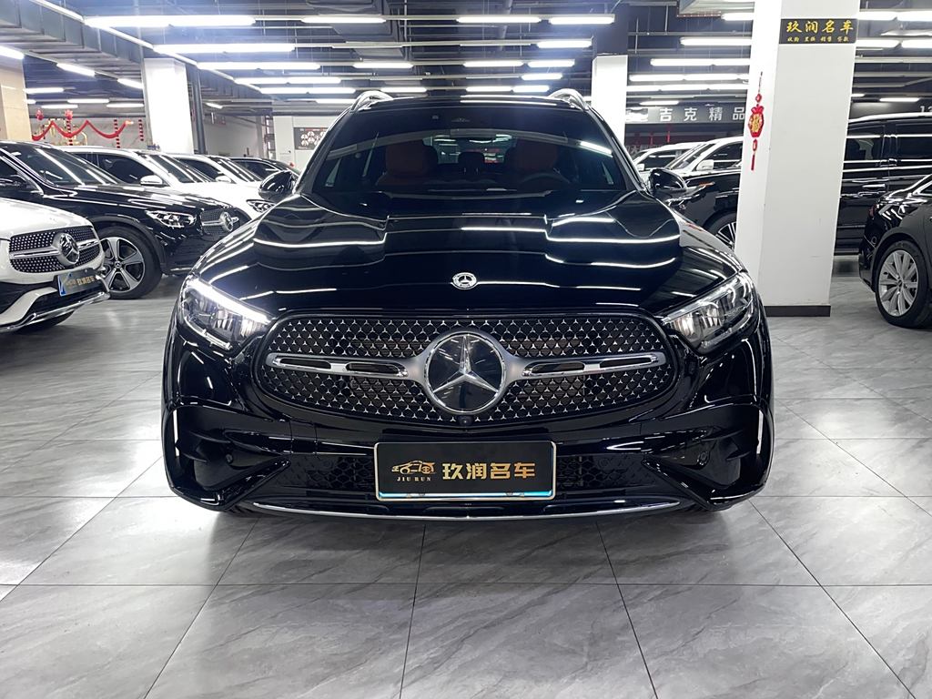 Mercedes-Benz GLC 2023 GLC 300 L 4MATIC  7