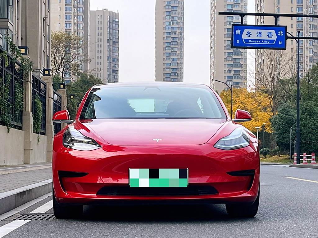 Tesla Model 3 2020