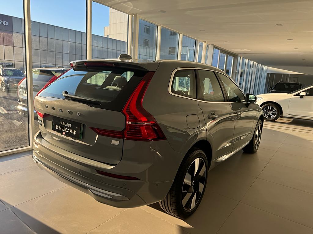 Volvo XC60 2024 T8 Плагин-гибрид (PHEV)  Полный привод