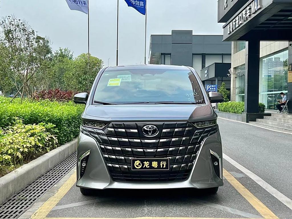 Toyota Alphard 2024  2.5L