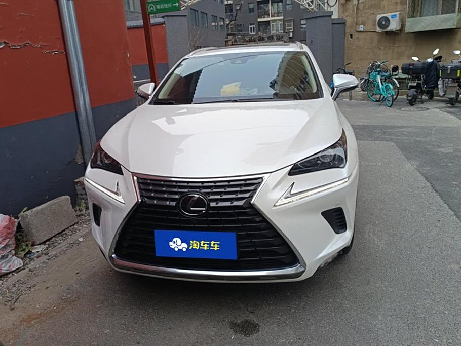 Lexus NX 2020 200   V