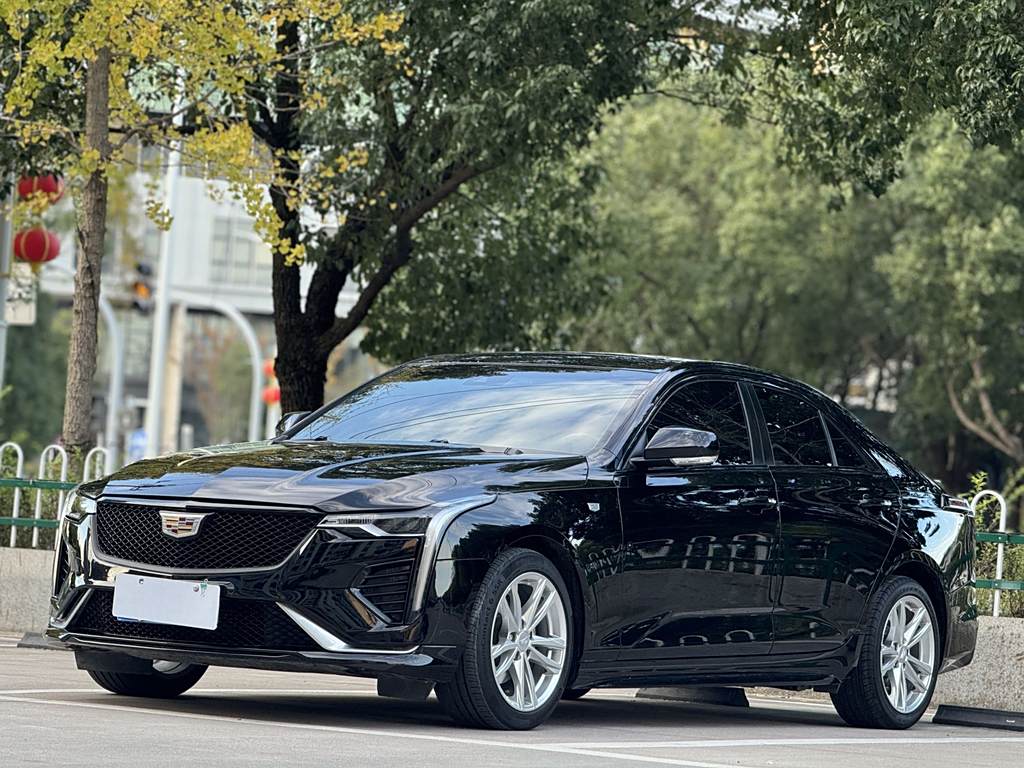 Cadillac CT4 2020 28T