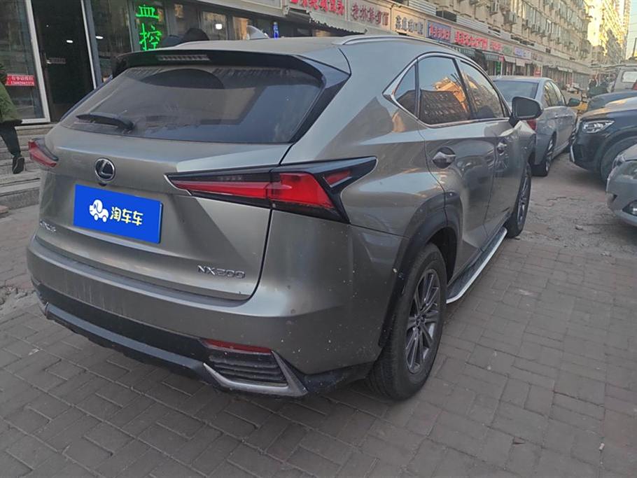 Lexus NX 2020 200   V