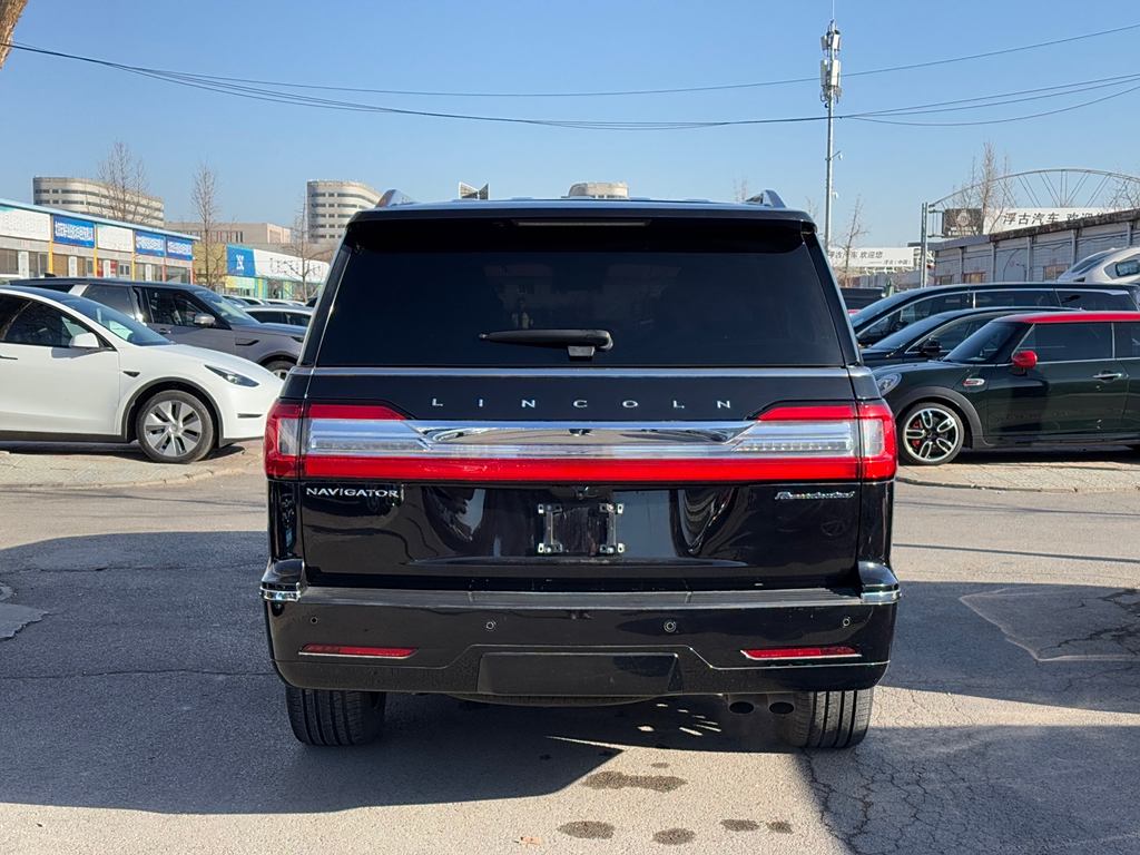 Lincoln Navigator 2019 3.5T  Series  Euro VI