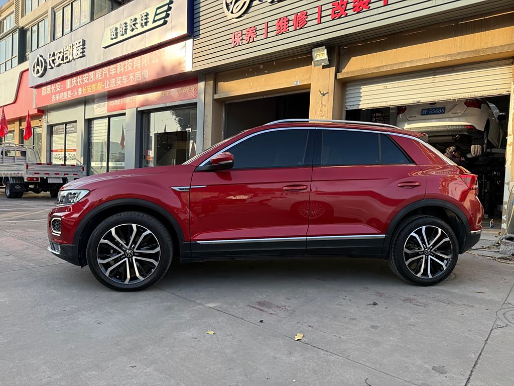 Volkswagen T-ROC 2021  280TSI DSG