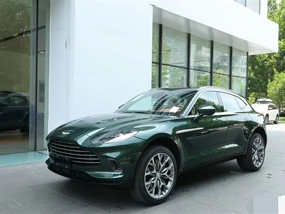 Aston Martin DBX 2021 4.0T V8