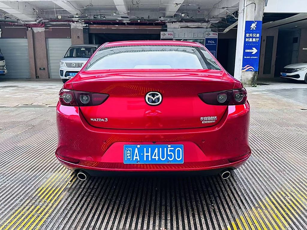 Mazda3 Axela 2021 2.0L Автоматическая