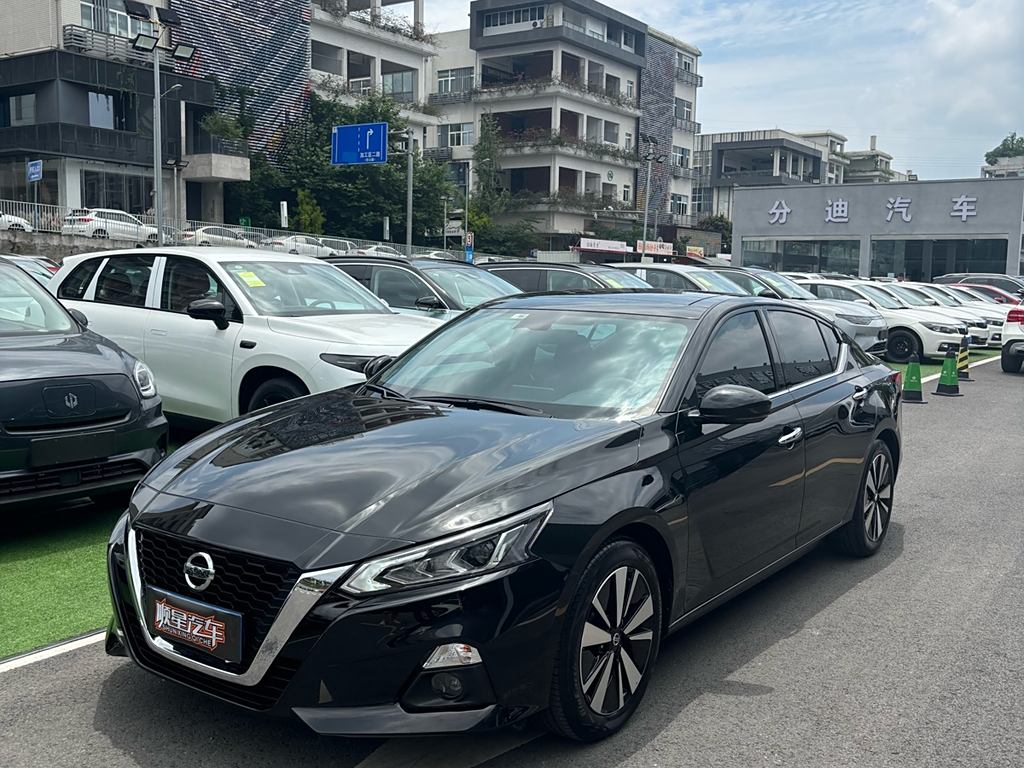 Nissan Teana 2021 2.0L XL