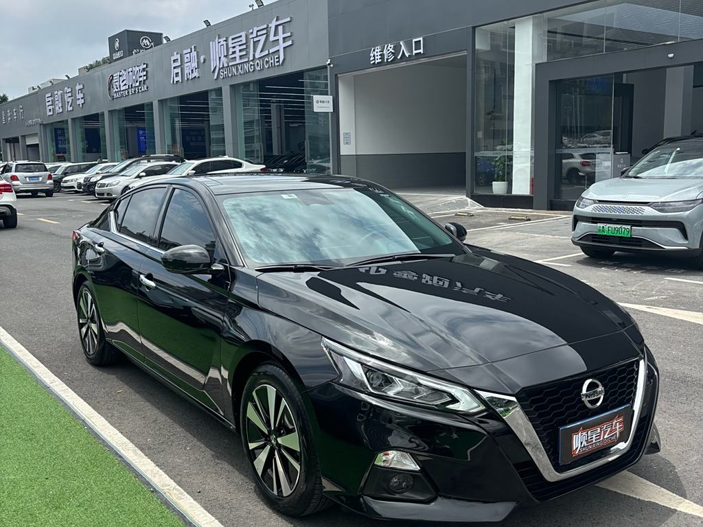 Nissan Teana 2021 2.0L XL