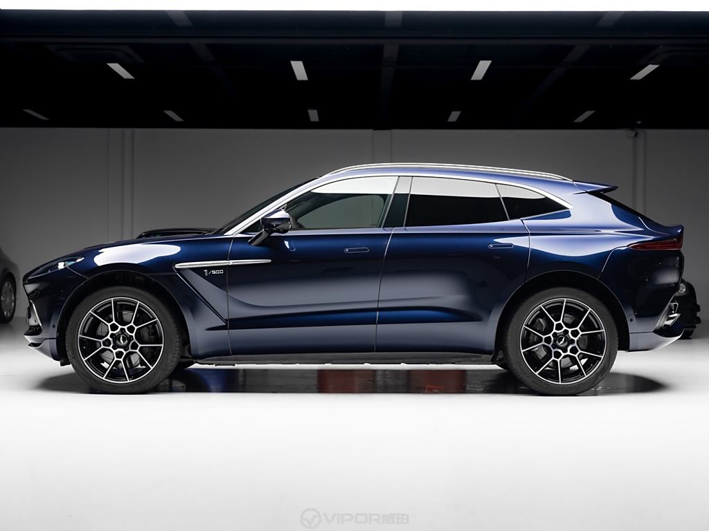 Aston Martin DBX 2020 4.0T V8 1913