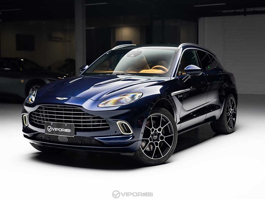 Aston Martin DBX 2020 4.0T V8 1913